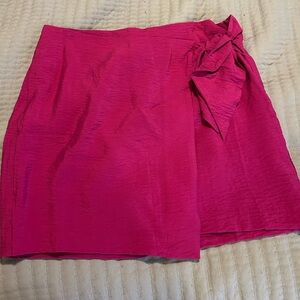 👍 BRAND NEW! Loft Dahlia tie front pink mini wrap skirt